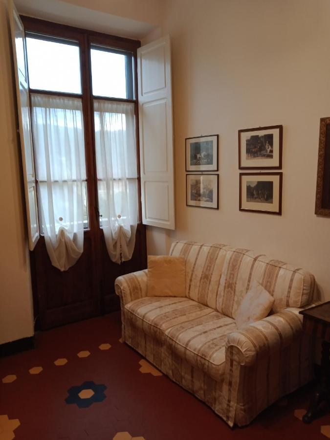 Casa Con Vista - Border House - Pontremoli Apartment Ngoại thất bức ảnh